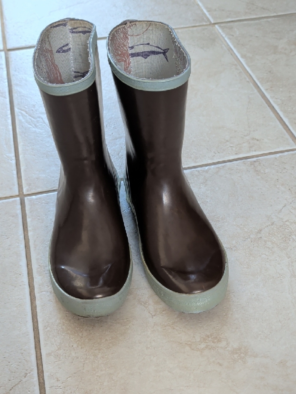 Xtratuf Kids Brown Rain Boots with Light Blue Trim Kids Size 4 - Picture 3 of 10
